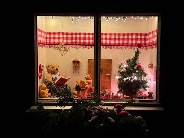 Weihnachtsfenster 2. Dezember 2025